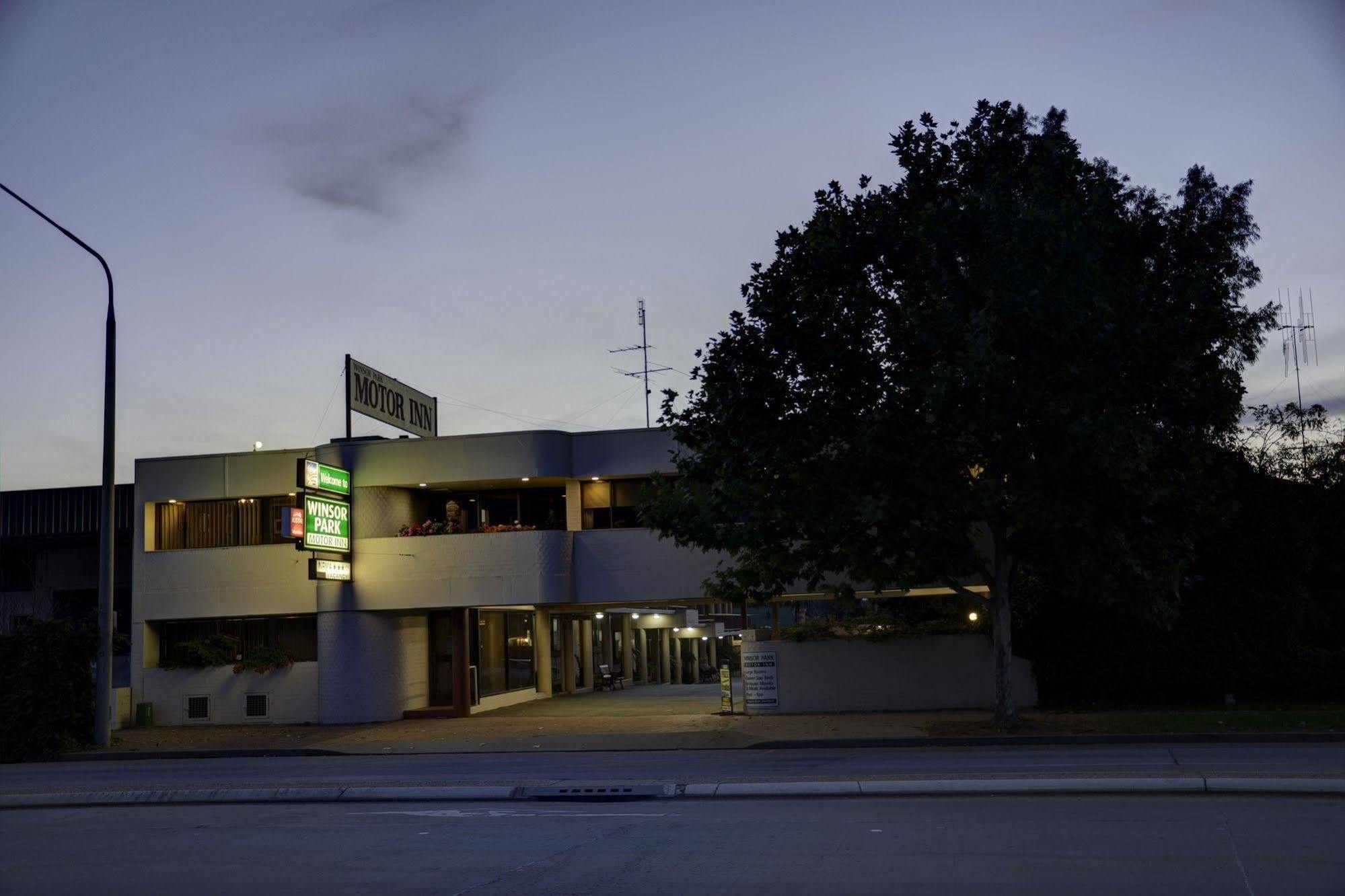 Winsor Park Motor Inn Albury Exterior photo